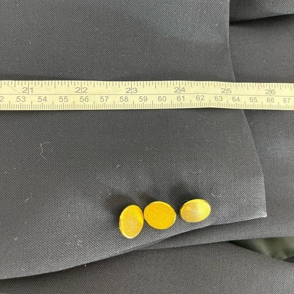 W&J Wilson Chest Size 42” Navy Blazer with Gold Buttons - Picture 13 of 14